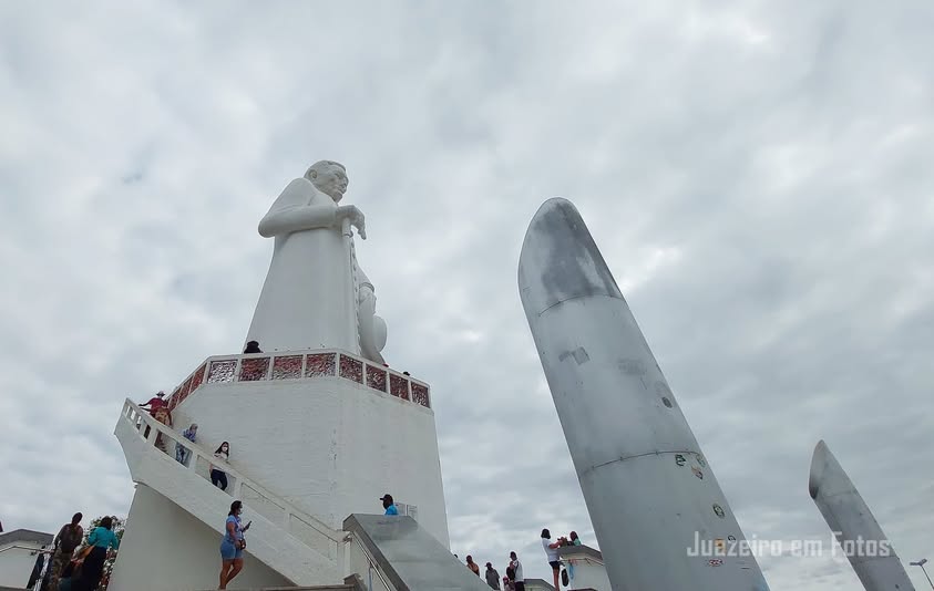Estátua do Padre Cícero Romão